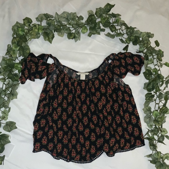 Floral Blouse - Picture 1 of 4